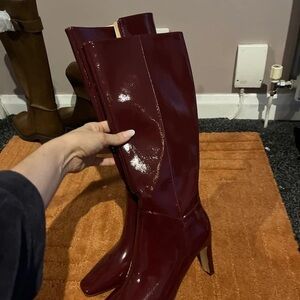 Chic Burgundy Patent Heeled Boots